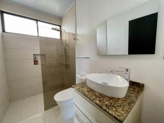 15 mins to downtown Private Condo w/ shared pool - 4