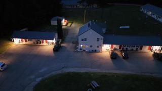 The Villager Motel - 3