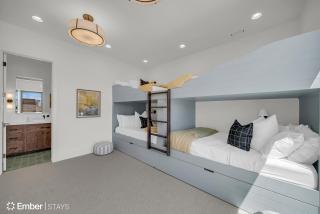 Rockaway Retreat at Desert Color by Ember Stays - 8