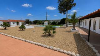 Luxury Villa with Private Pool & Huge Garden - 6