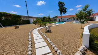 Luxury Villa with Private Pool & Huge Garden - 5