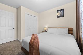 Family Retreat Game Room and Fire Pit Sleeps 8 - 3