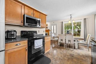 Family Retreat Game Room and Fire Pit Sleeps 8 - 4
