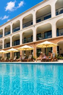 Bluezone Club Residences by A'ila Resorts - 6
