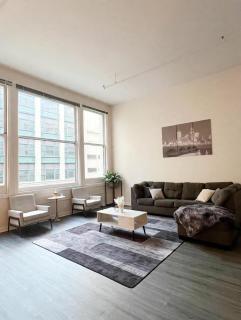 Apartment Downtown Indianapolis with Direct Access to Convention Center - 9