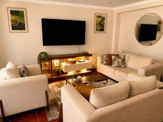 Apartamento moderno, céntrico y totalmente equipado - 0