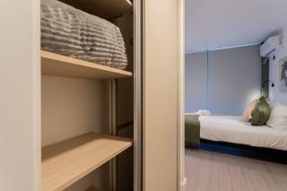 Luxury 1BR Apartment Steps to Parque Arauco Mall - 1