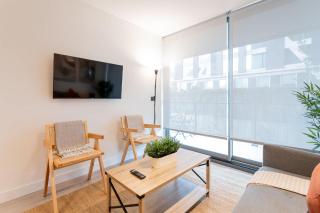 Luxury 2BR Family-Friendly Modern Living Home - 4