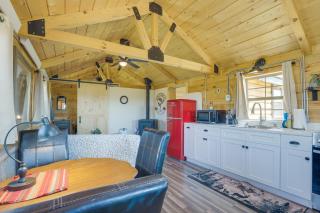 Wyoming Cabin Escape: Panoramic Mountain Views! - 1