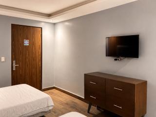 hotel 202 - 2