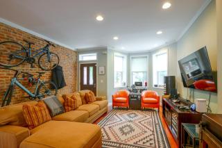 Quiet Home in Walkable Area: 3 Mi to National Mall - 5