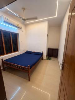 Sree guruvayoorappan inn - 0