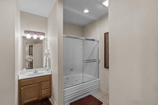 Thousand Hills Condo - 3