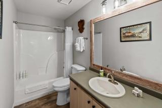 The Farmhouse at Fall Creek - 6