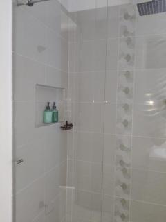 Apartamento Condominio Valencia - 2