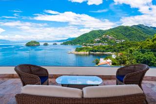 Blue Horizon 303 in Puerto Vallarta | Ocean View, Pool, Gym - 2