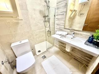 LaVista Ras El Hikma 2BR First Floor Apt Sea View - 4