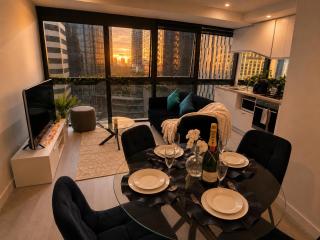 Modern Melbourne Central 2 Bedroom Apartment - Melbourne - 9