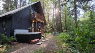 Luxury A-Frame with New Hot Tub, Cozy Fireplace & Backyard Firepit - 8