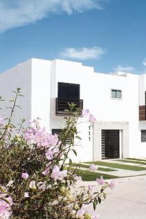 Casa 3 Habitaciones con Alberca Cantera Residencial 3 min Playa San Carlos - 0