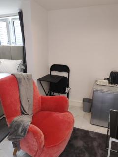 Ensuite ROOM in a HOME - 9