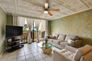 Pool, Pickleball & Beach! Gulf Island Club Condo - 6