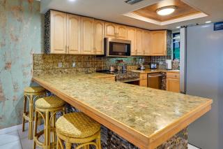Pool, Pickleball & Beach! Gulf Island Club Condo - 2