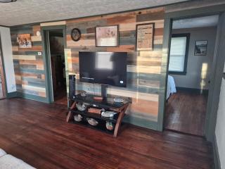 Peaceful Country - Sleeps 6 - Near Rend Lake - 8