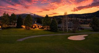 Luxury Big Sky Golf Course Retreat with Hot Tub - 9