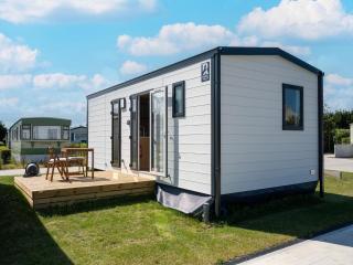 Charming caravan with terrace for 6 - 4