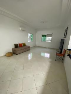 Private Room in Spacious Modern Apartment AC & Shared Kitchen - 4