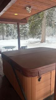 Whispering Pines Cabin Hot Tub Beach Access Game Room Sleeps 8 - 4