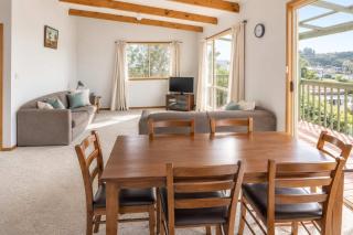 Summer House On Kurrawa - stunning beach views - 6