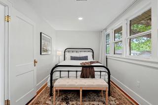 3 BR family oasis sleeps 8, garage, fenced yard - 4