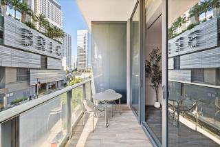 Stylish 1BR Tower Stay in Downtown Brickell - 5