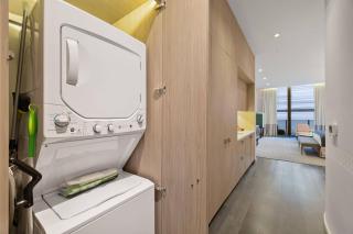 Refined 1BR Retreat in the Brickell - 2