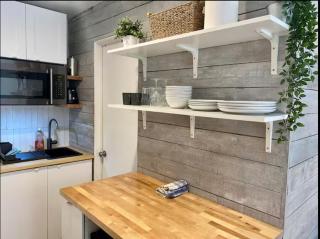 NEW Studio | Free parking | Complex pool & hot tub - 8