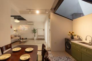 Entire 4BR House Central 2 Min to Hoan Kiem Lake St Joseph Cathedral - 1
