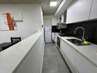 Edificio SIX Moderno con Balcón en Nva Cba - 6