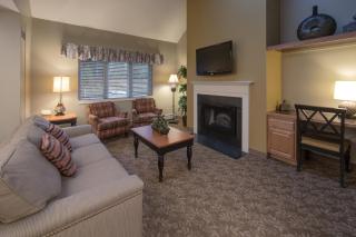 Holiday Inn Club Vacations Mount Ascutney Resort - 9