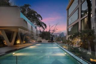 BYMA Valley Hideaway Resort Yangshuo·Ten-Mile Gallery · Yulong River·Double-Level Cliffside Infinity Pools · Private Luxury Villas ·Panoramic Floor-to-Ceiling Café & Dining - 1