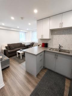 Cozy Apartment in the Greater Toronto Area - 5