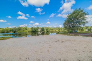 Pocono Retreat, Hot Tub, Game Room, Sleeps 12 - 2