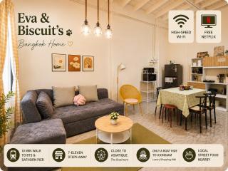Short Walk to BTS & Sathorn Pier, Free Netflix and Wifi, Eva & Biscuit's - 0
