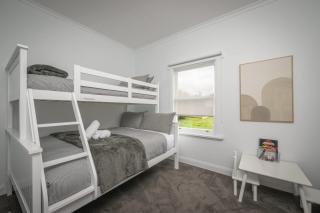 Comfortable Family Home in Newstead - 4