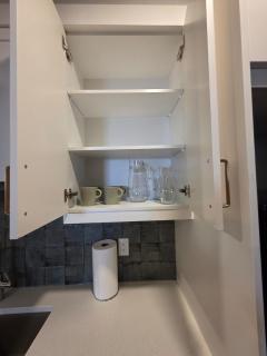 Private Luxury Retreat - King Bed - Full Kitchen - 3