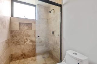 Chic Jungle 2BR - Balcony Priv Pool Steam & Gym - 1