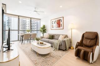 Landmark Queens Wharf 1BR wit Pool Gym and City View - 0