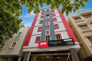 Super Townhouse Gachibowli Flyover Hyderabad - 5