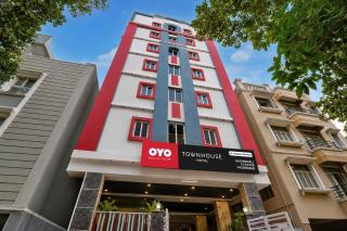 Super Townhouse Gachibowli Flyover Hyderabad - 3